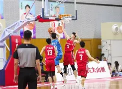 俄罗斯男篮突破瓶颈，豪取胜利晋级的简单介绍